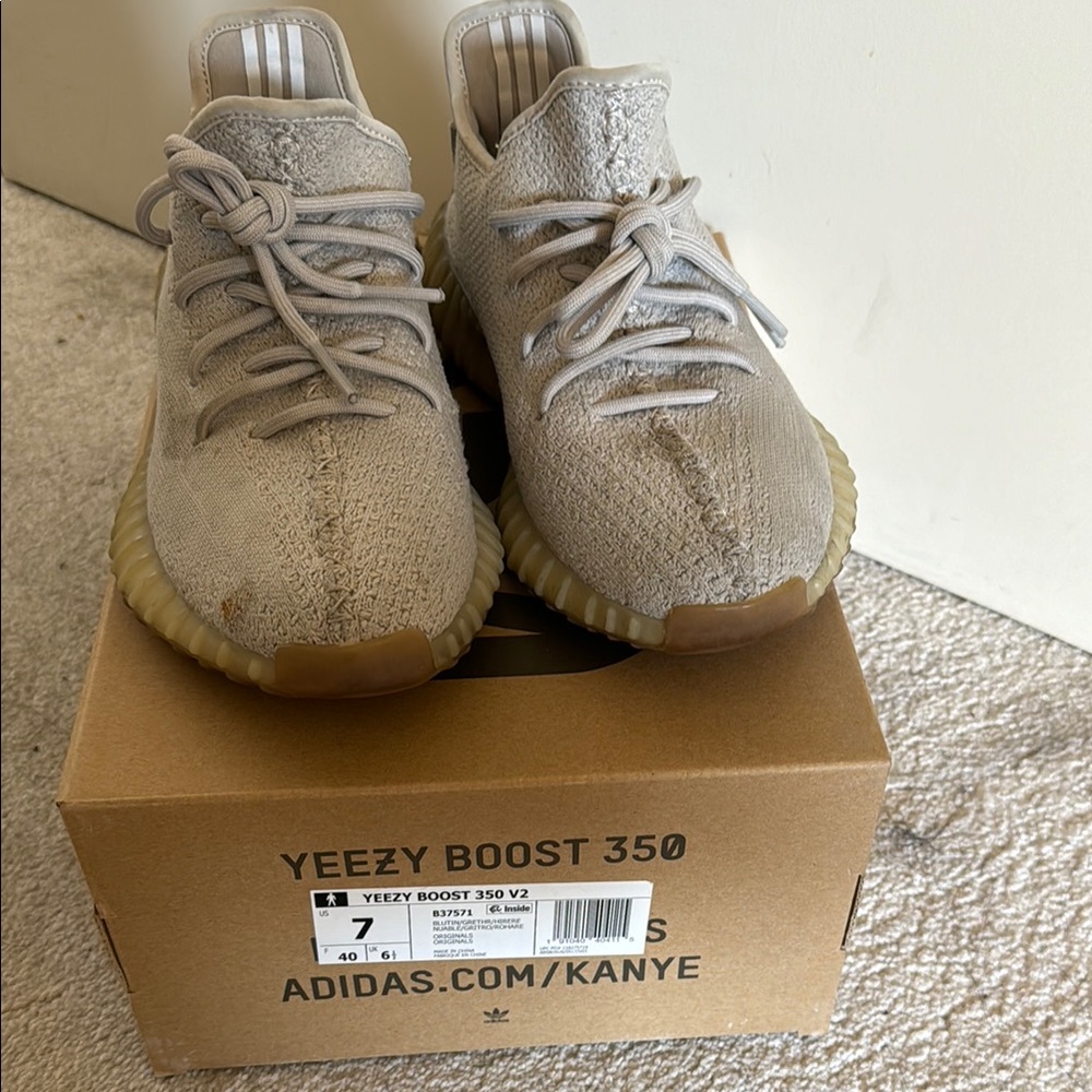 Yeezy Boost 350 V2 in Light Gray and Tan